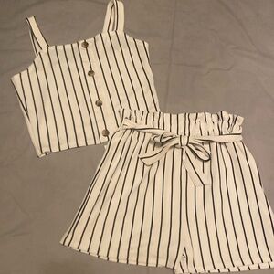 Girl’s 2-piece Shorts outfit